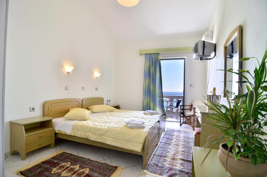 Hotel Olympiada Vrachos Room photo